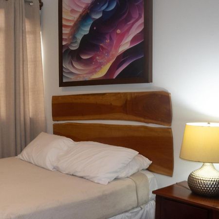 Hotel Leon Inn Esterno foto